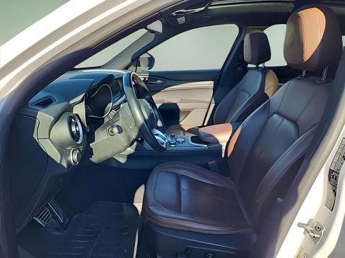 Used 2023 Alfa Romeo Stelvio Ti w/ Active Assist Plus Package image 15