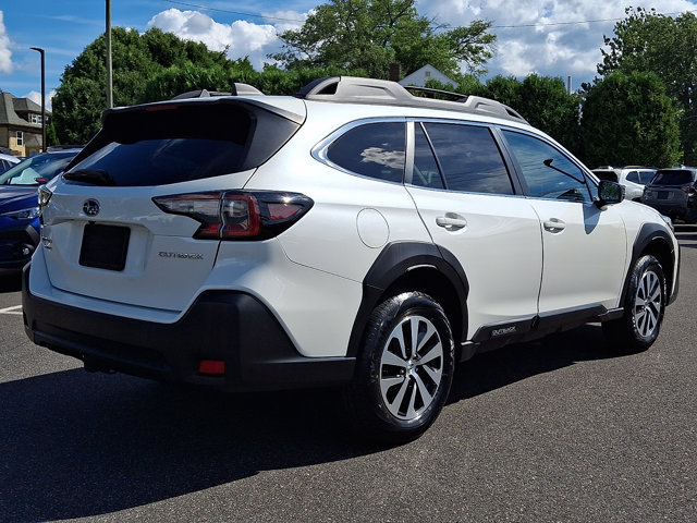 Used 2025 Subaru Outback Premium AWD/4WD image 6