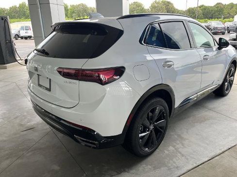 New 2025 Buick Envision Sport Touring image 9