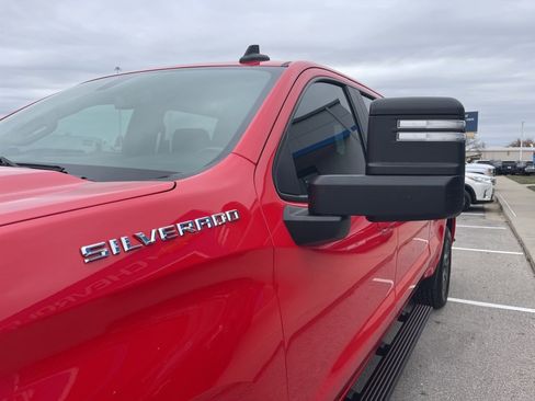 Certified 2021 Chevrolet Silverado 1500 RST w/ Convenience Package II image 10