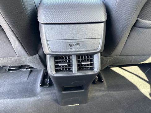 New 2026 Chevrolet Equinox LT image 30