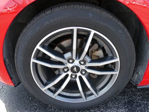Used 2017 Ford Mustang Premium RWD image 10