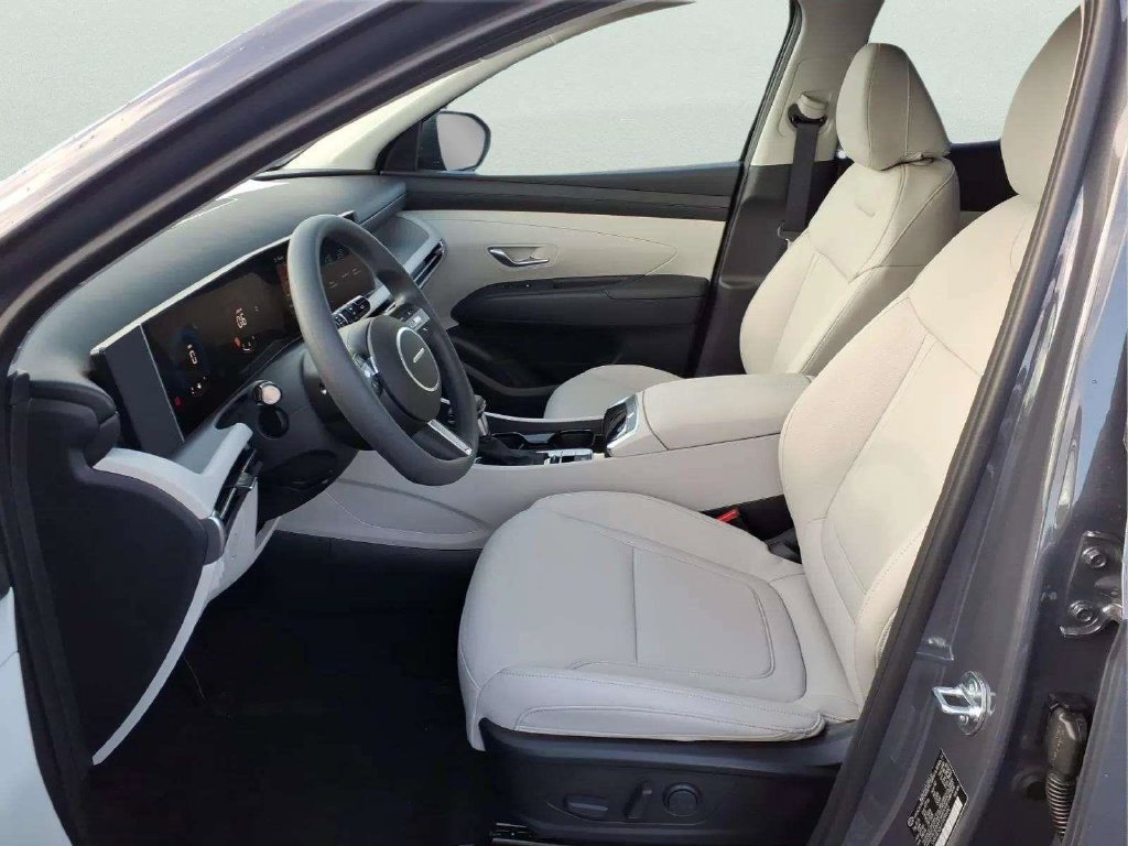 New 2026 Hyundai Tucson SEL Plus FWD image 10