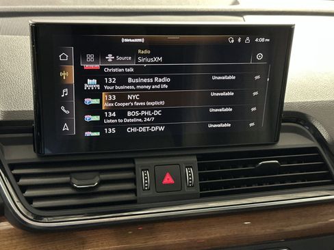 Used 2023 Audi Q5 2.0T Premium w/ Convenience Package image 24