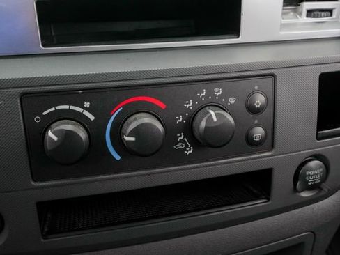 Used 2007 Dodge Ram 3500 Truck SLT w/ Quad Cab Big Horn Value Group image 47