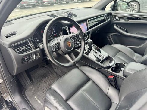 Used 2023 Porsche Macan AWD/4WD image 13