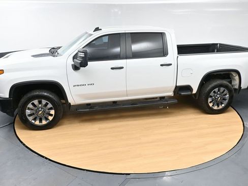 Used 2022 Chevrolet Silverado 2500 Custom w/ Custom Value Package image 41
