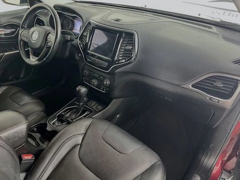 Used 2020 Jeep Cherokee Limited AWD/4WD image 28