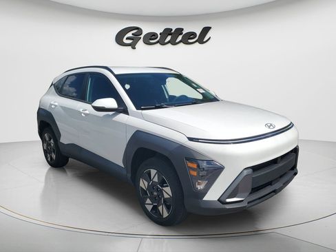 Certified 2024 Hyundai Kona SEL AWD/4WD image 4