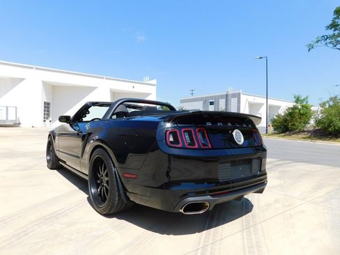 Used 2014 Ford Mustang Shelby GT500 w/ Equipment Group 821A image 8