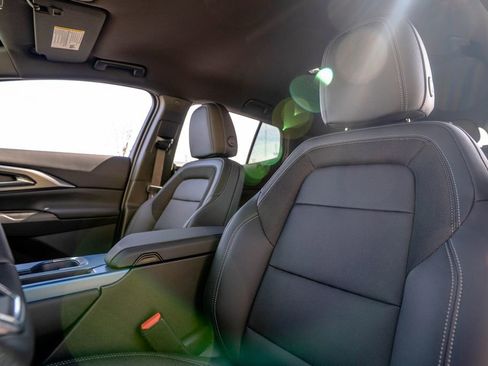 New 2024 Chevrolet Equinox EV LT w/ Active Safety Package 3 FWD image 6
