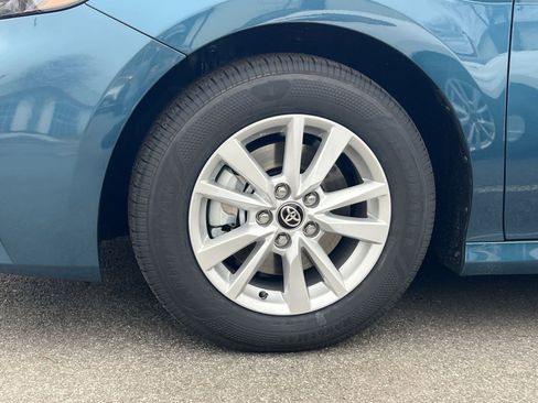 New 2026 Toyota Camry LE image 5