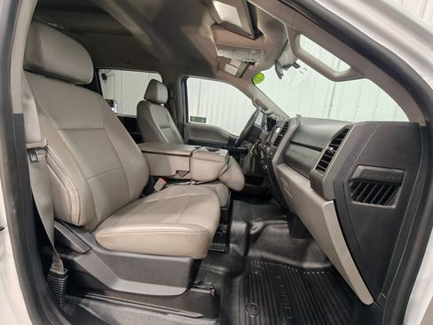 Used 2019 Ford F250 XL w/ Power Equipment Group AWD/4WD image 27