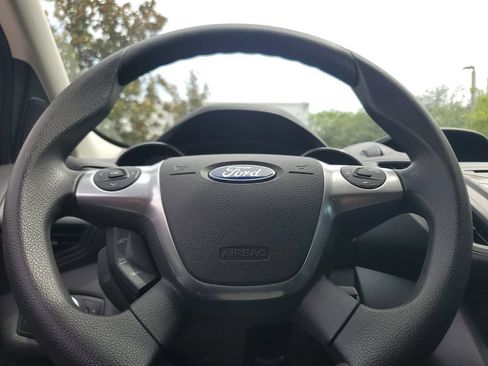 Used 2015 Ford Escape S FWD image 22