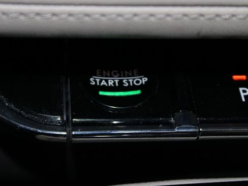 Used 2023 Lincoln Nautilus Reserve w/ Equipment Group 201A image 24