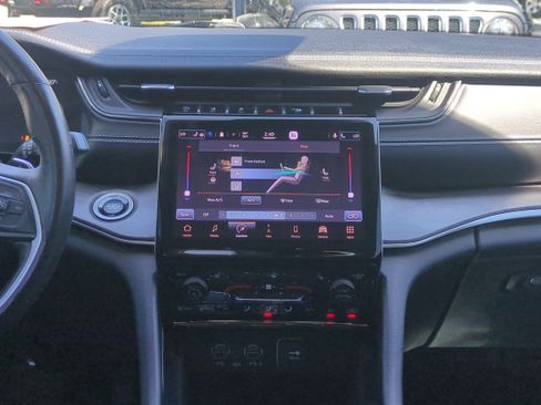 Certified 2021 Jeep Grand Cherokee L Limited image 19