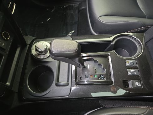 Used 2023 Toyota 4Runner 40th Anniversary SE image 20