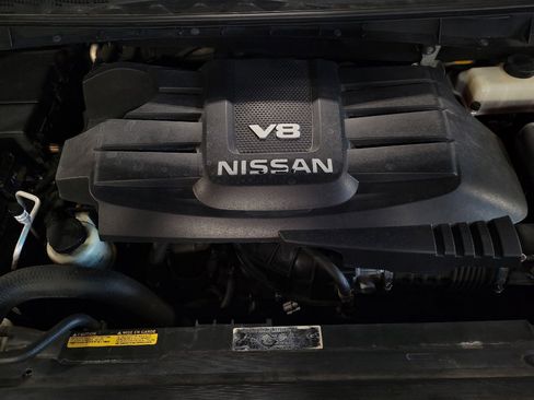 Used 2019 Nissan Titan SV RWD image 30