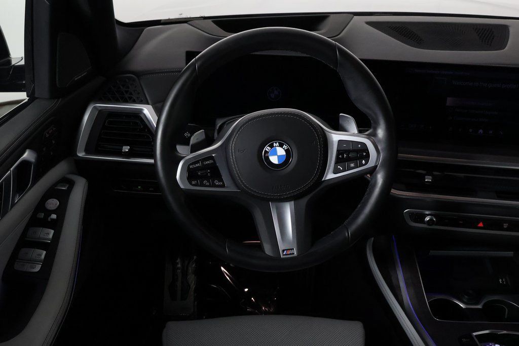 Certified 2024 BMW X7 xDrive40i w/ Executive Package AWD/4WD image 7
