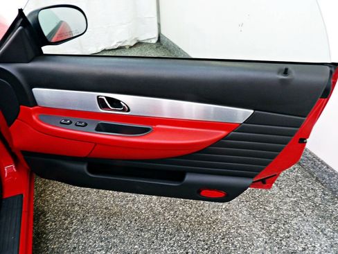 Used 2002 Ford Thunderbird RWD image 9