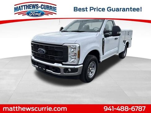 New 2026 Ford F250 XL w/ XL Chrome Package image 7