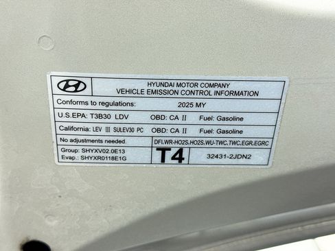 Used 2025 Hyundai Sonata Limited FWD image 22