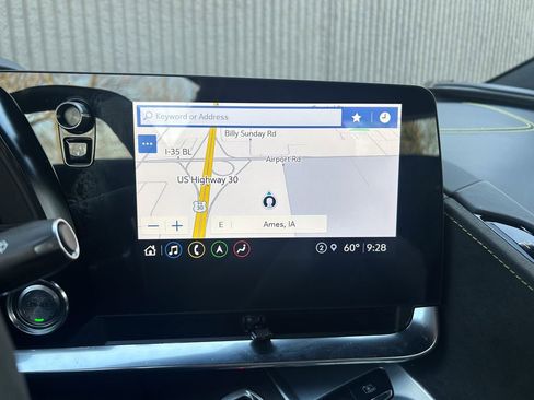 Used 2021 Chevrolet Corvette Stingray Premium Cpe w/ Z51 Performance Package image 36