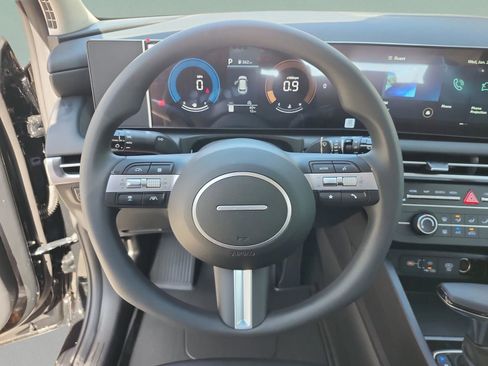 New 2026 Hyundai Tucson SE image 10