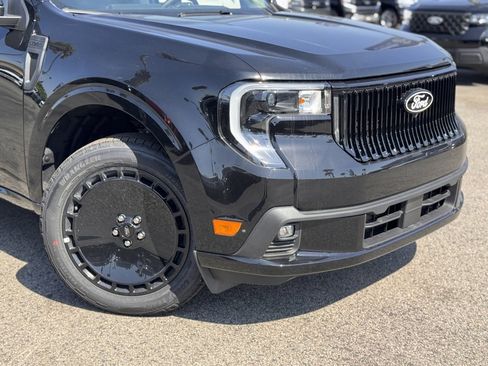 New 2025 Ford Maverick Lobo image 3