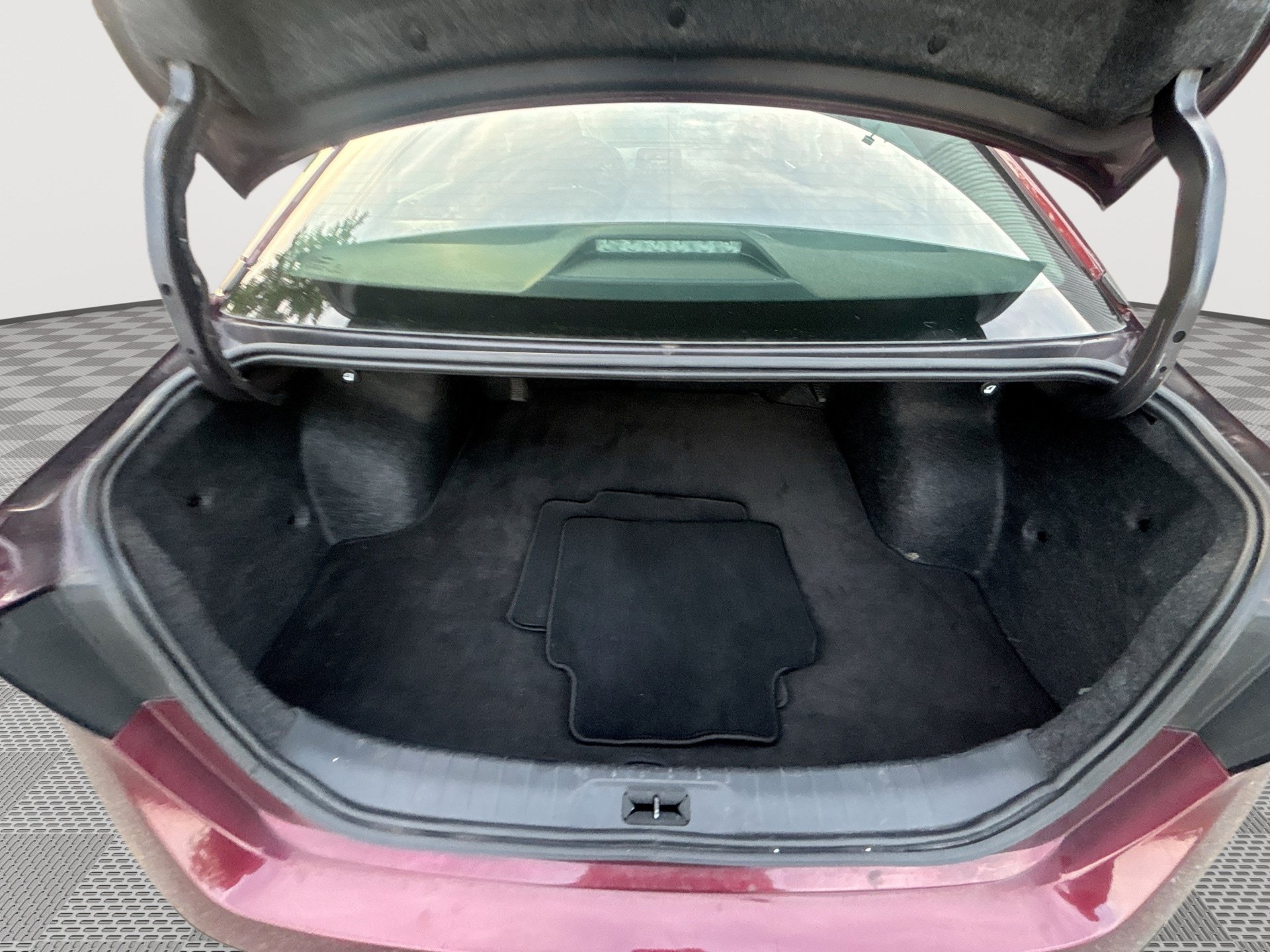 Used 2025 Nissan Altima 2.5 SV FWD image 21
