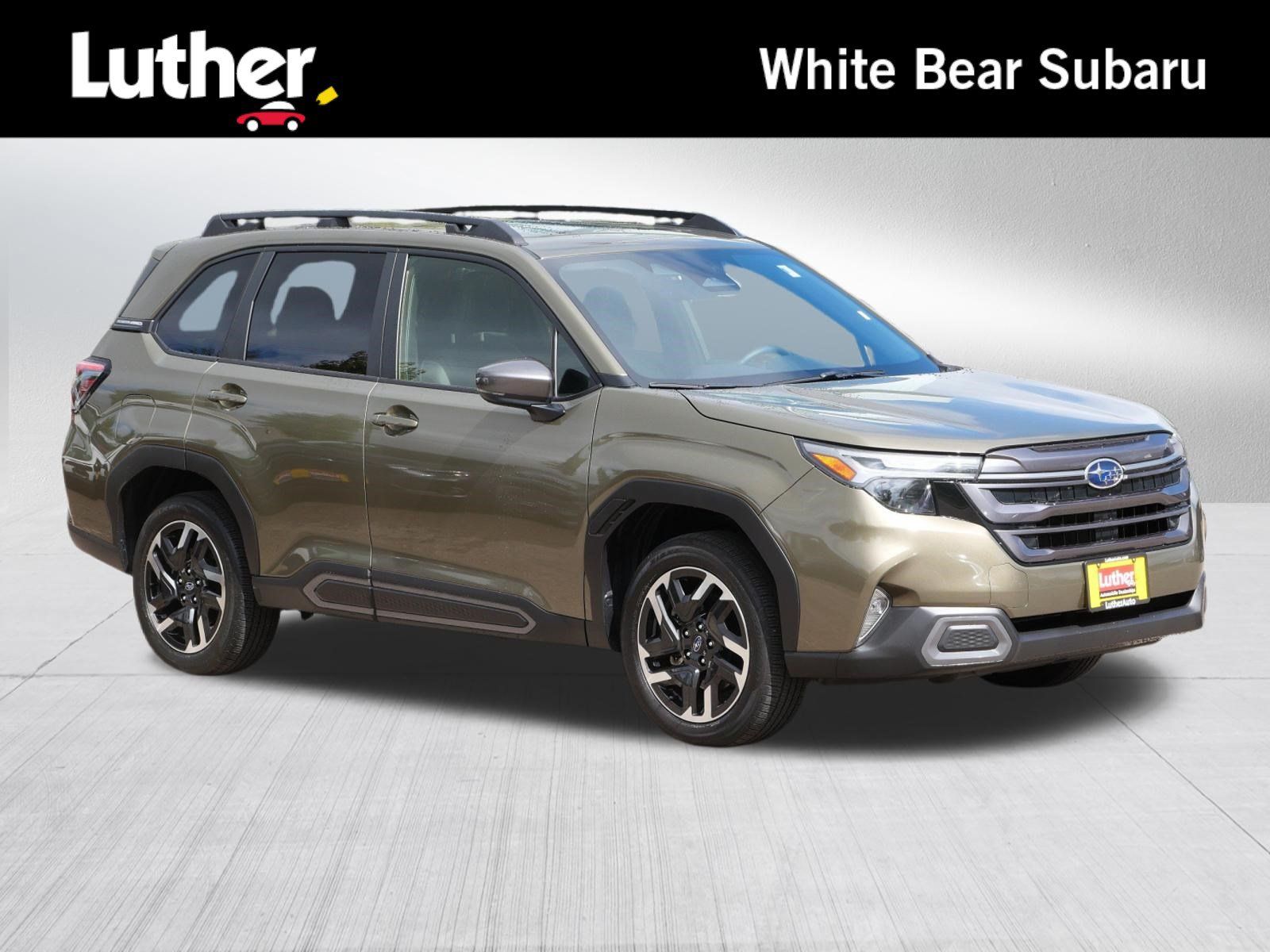 Used 2025 Subaru Forester Limited AWD/4WD image 1