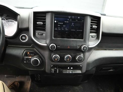 Used 2022 RAM 2500 Big Horn AWD/4WD image 13