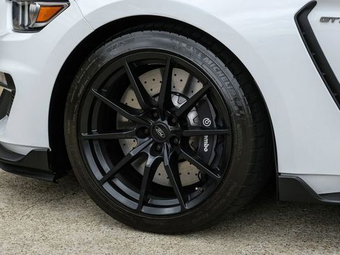 Used 2017 Ford Mustang Shelby GT350 w/ Electronics Package RWD image 60