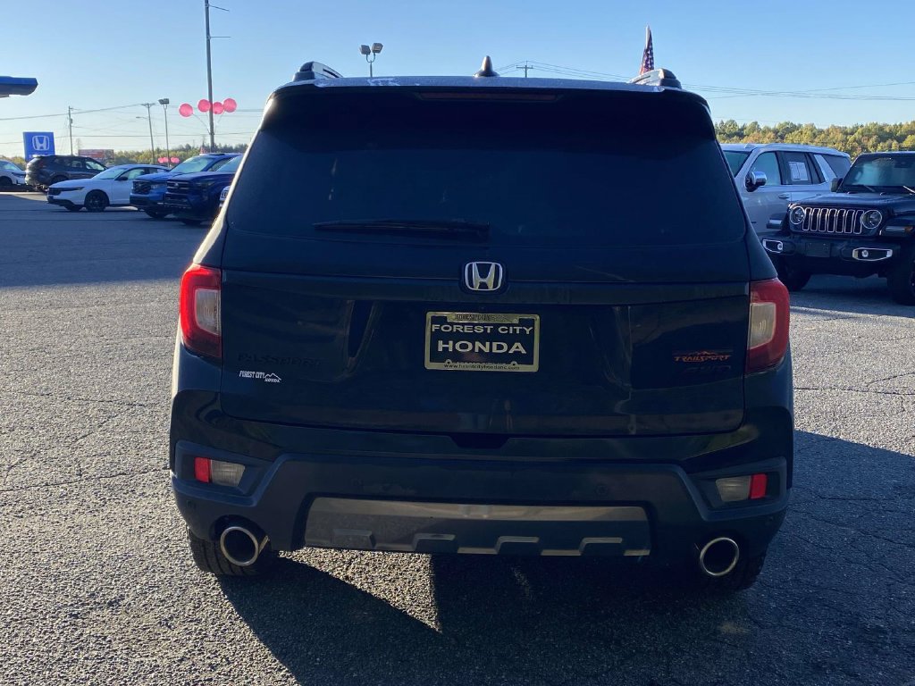 Used 2023 Honda Passport TrailSport image 4