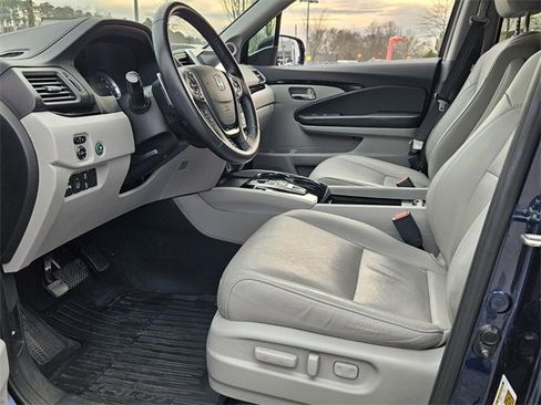 Used 2016 Honda Pilot Elite image 14
