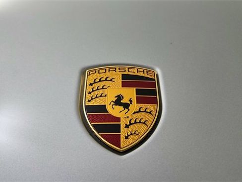 Used 2023 Porsche Panamera Platinum Edition image 16