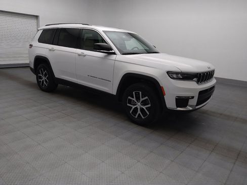 Used 2023 Jeep Grand Cherokee L Limited AWD/4WD image 11