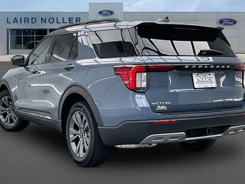 New 2026 Ford Explorer Active w/ Active Comfort Package AWD/4WD image 3