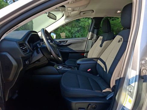 Used 2024 Ford Escape Active AWD/4WD image 14