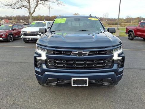 Used 2023 Chevrolet Silverado 1500 RST w/ Convenience Package II image 2
