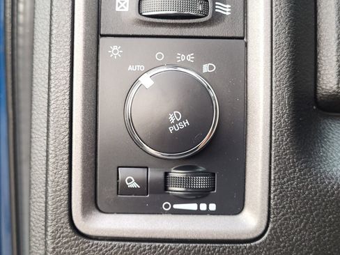 Used 2022 RAM 1500 Tradesman w/ Tradesman SXT Package RWD image 24