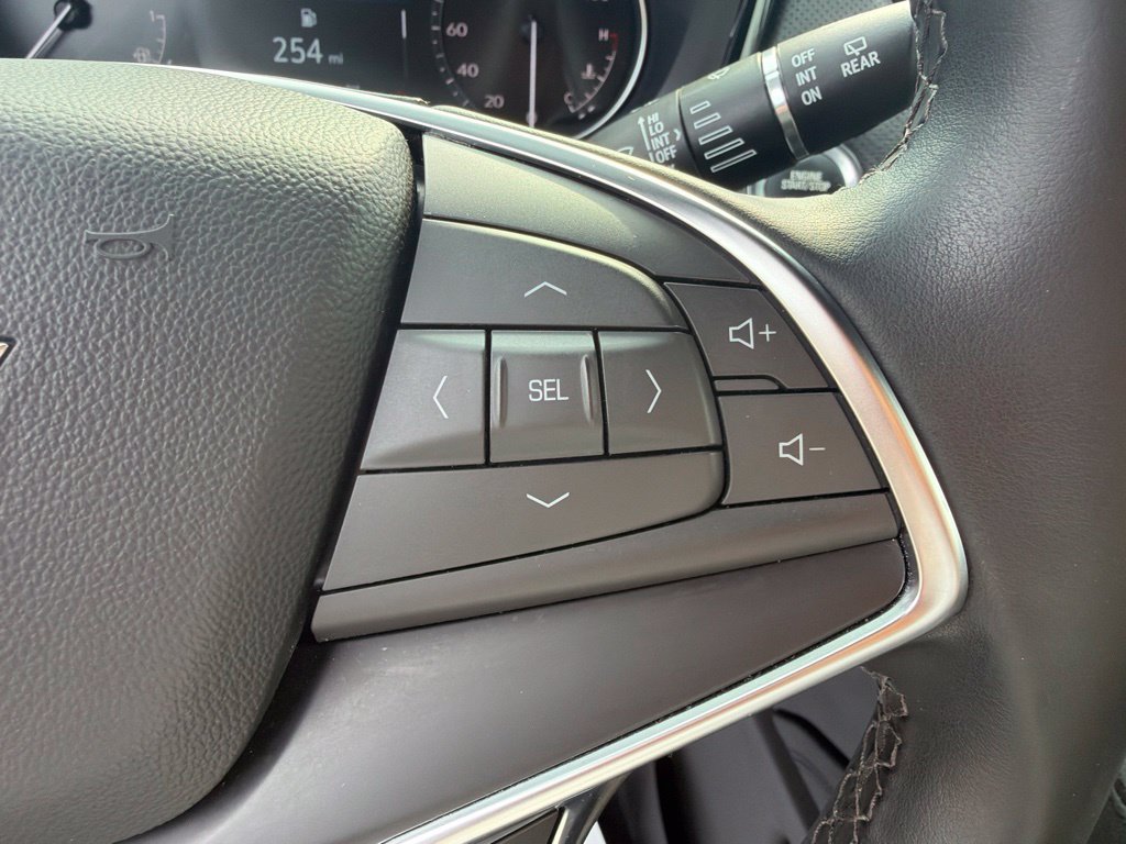 Used 2024 Cadillac XT5 Luxury AWD/4WD image 24