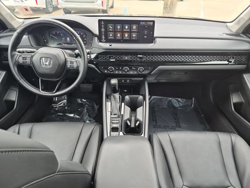 Used 2025 Honda Accord EX-L image 24