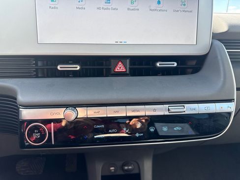 Used 2024 Hyundai Ioniq 5 SE image 86