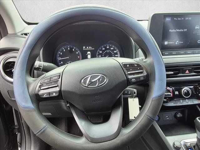 Certified 2022 Hyundai Kona SE FWD image 9