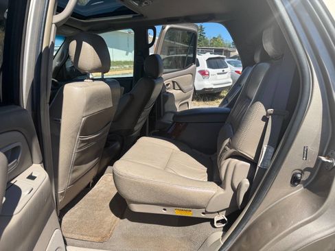 Used 2007 Toyota Sequoia SR5 image 18