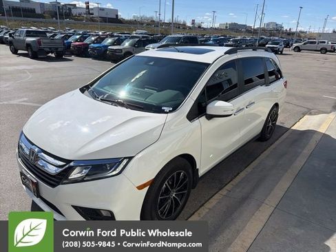 Used 2018 Honda Odyssey EX-L image 3