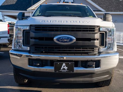 Used 2018 Ford F350 XL w/ Power Equipment Group image 9