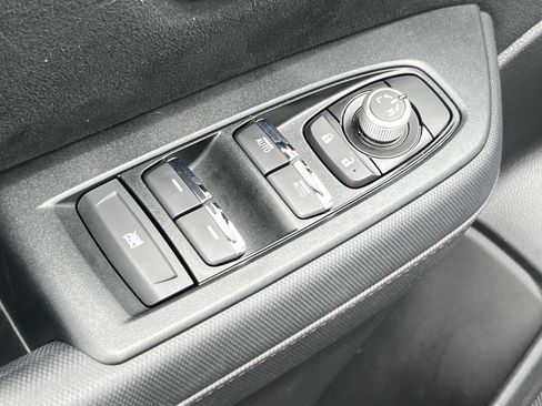 Used 2025 Subaru Forester Touring AWD/4WD image 25