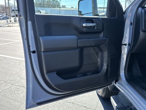 Certified 2024 Chevrolet Silverado 2500 Custom w/ Custom Value Package image 10